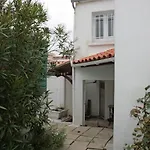 Maison Raffinee Au Coeur De La Tranche, Proche Plage, Parking Et Terrasse - Fr-1-22-188 La Tranche-sur-Mer