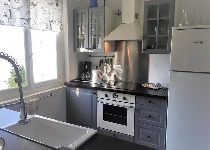 Holiday home Maison Raffinee Au Coeur De La Tranche, Proche Plage, Parking Et Terrasse - Fr-1-22-188 La Tranche-sur-Mer